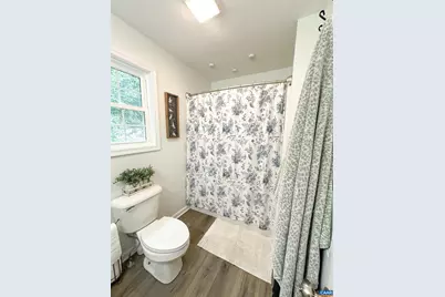 307 15th St, Grottoes, VA 24441 - Photo 9