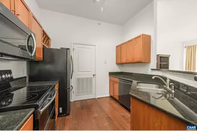755 Walker Sq #4B, Charlottesville, VA 22903 - Photo 3