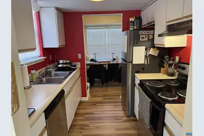 121 Birdwood Ct, Charlottesville, VA 22903 - Photo 5