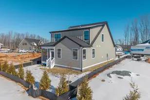 1707 Fowler St, Charlottesville, VA 22911 - Photo 3