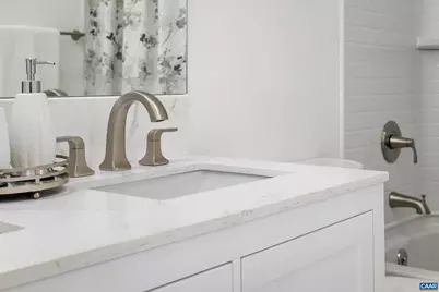 102 N Baker St, Charlottesville, VA 22901 - Photo 17