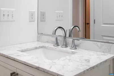 102 N Baker St, Charlottesville, VA 22901 - Photo 25