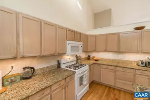 9165 Totier Creek Rd, Scottsville, VA 24590 - Photo 9