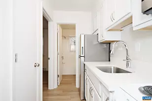 2114 Ivy Rd, Charlottesville, VA 22903 - Photo 5