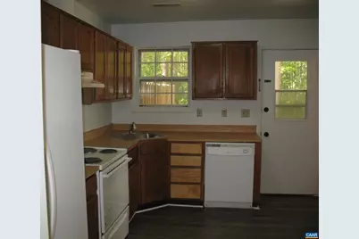 270 Albert Ct, Charlottesville, VA 22901 - Photo 11