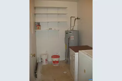 270 Albert Ct, Charlottesville, VA 22901 - Photo 9