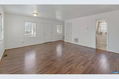 354 NW 10 1/2 St, Charlottesville, VA 22903 - Photo 11