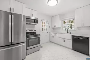 1002 Glendale Rd, Charlottesville, VA 22901 - Photo 9