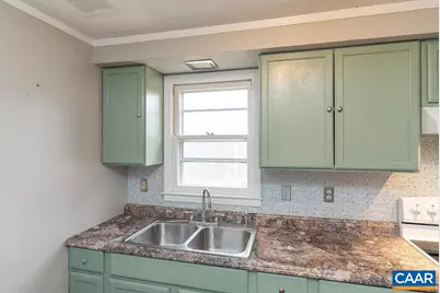 112 Pines Ln, Shipman, VA 22971 - Photo 7