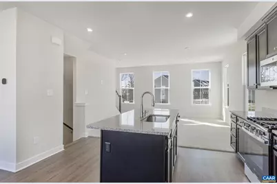 36 Iron Horse Ln, Fishersville, VA 22939 - Photo 5