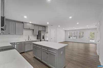 5130 Lazy Branch Ln, Keswick, VA 22947 - Photo 9