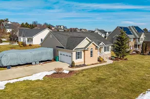 202 Bartley St, Dayton, VA 22821 - Photo 3