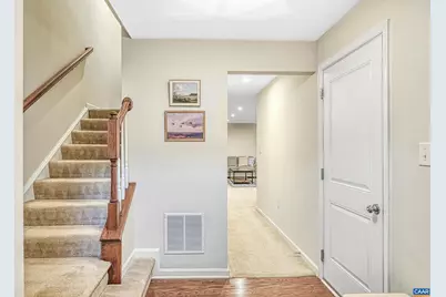 2064 Elm Tree Ct, Charlottesville, VA 22911 - Photo 3