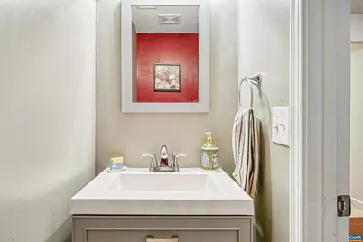 2064 Elm Tree Ct, Charlottesville, VA 22911 - Photo 5