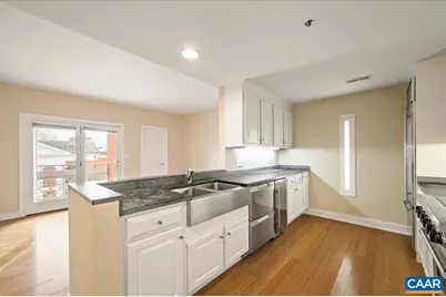 255 E Jefferson St, Charlottesville, VA 22902 - Photo 9