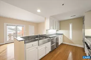 255 E Jefferson St, Charlottesville, VA 22902 - Photo 9