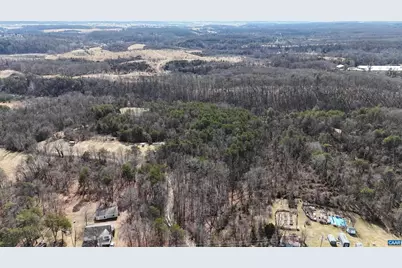 497 Sangers Ln, Staunton, VA 24401 - Photo 3