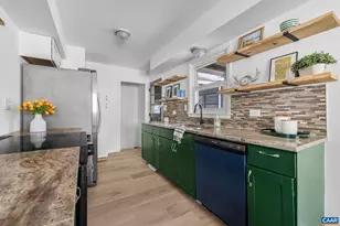 1411 Baker St, Charlottesville, VA 22903 - Photo 9