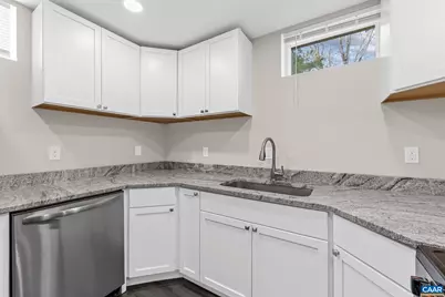 1642 Meridian St, Charlottesville, VA 22902 - Photo 17