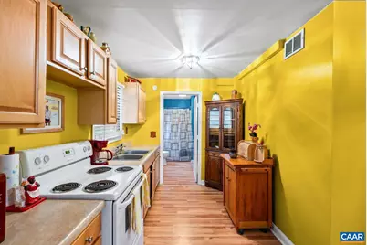 26 Braddock Ln, Shipman, VA 22971 - Photo 13