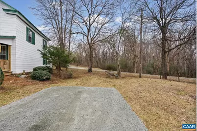 26 Braddock Ln, Shipman, VA 22971 - Photo 23