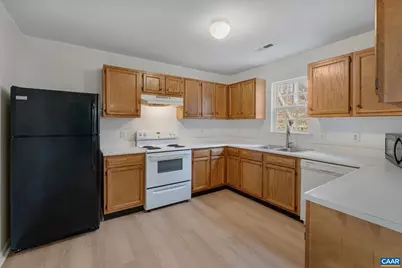 972 Towne Ln, Charlottesville, VA 22901 - Photo 11