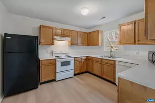 972 Towne Ln, Charlottesville, VA 22901 - Photo 11