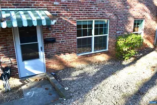 2517 Hydraulic Rd, Charlottesville, VA 22901 - Photo 3