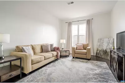 720 Walker Sq #4B, Charlottesville, VA 22903 - Photo 3