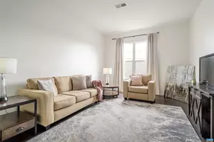 720 Walker Square, Charlottesville, VA 22903 - Photo 3