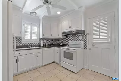 221 Lee Ave, Orange, VA 22960 - Photo 9