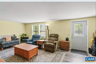 10239 Howardsville Rd, Howardsville, VA 24562 - Photo 7