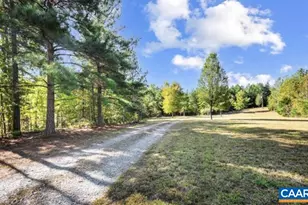 10239 Howardsville Rd, Howardsville, VA 24562 - Photo 3