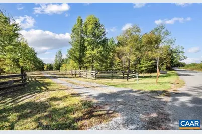 10239 Howardsville Rd, Howardsville, VA 24562 - Photo 1