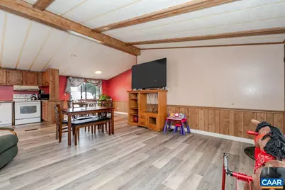 608 5th St, Grottoes, VA 24441 - Photo 9