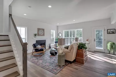 39 Borthwick St, Crozet, VA 22932 - Photo 5