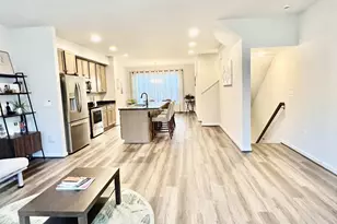 2209 Swallowtail Ln, Charlottesville, VA 22902 - Photo 7