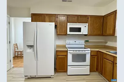 3176 Crossfield Ln, Charlottesville, VA 22911 - Photo 9