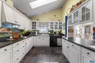 669 James River Rd, Scottsville, VA 24590 - Photo 19