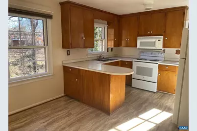 312 Azalea Dr, Charlottesville, VA 22902 - Photo 3