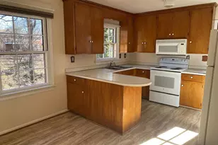 312 Azalea Dr, Charlottesville, VA 22902 - Photo 3