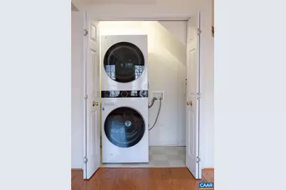 1411 Glenside Green, Charlottesville, VA 22901 - Photo 19