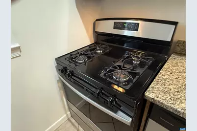 2404 Barracks Ct #4, Charlottesville, VA 22901 - Photo 9