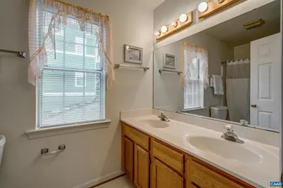 1445 Willow Lake Dr, Charlottesville, VA 22902 - Photo 7