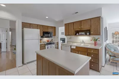 1697 Banyan Ct, Charlottesville, VA 22911 - Photo 9