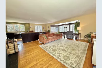 104 Wilson Ct, Charlottesville, VA 22901 - Photo 7