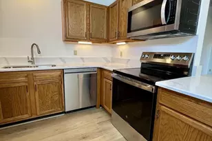 1026 Highlands Dr, Charlottesville, VA 22901 - Photo 7