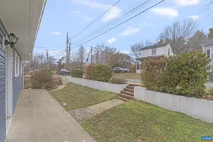 1214 Grove St, Charlottesville, VA 22903 - Photo 5