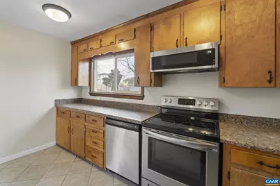 1214 Grove St, Charlottesville, VA 22903 - Photo 15