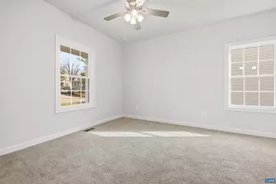 36B Bethune St, Scottsville, VA 24590 - Photo 21